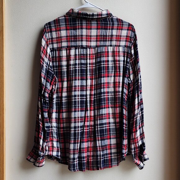 Charlotte Russe Black/Red Plaid Flannel Button Down Shirt Size XL - Picture 14 of 15